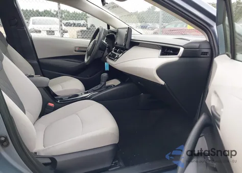 2022 Toyota Corolla Le z USA, uszkodzony, nr VIN JTDEPMAE2N3011557